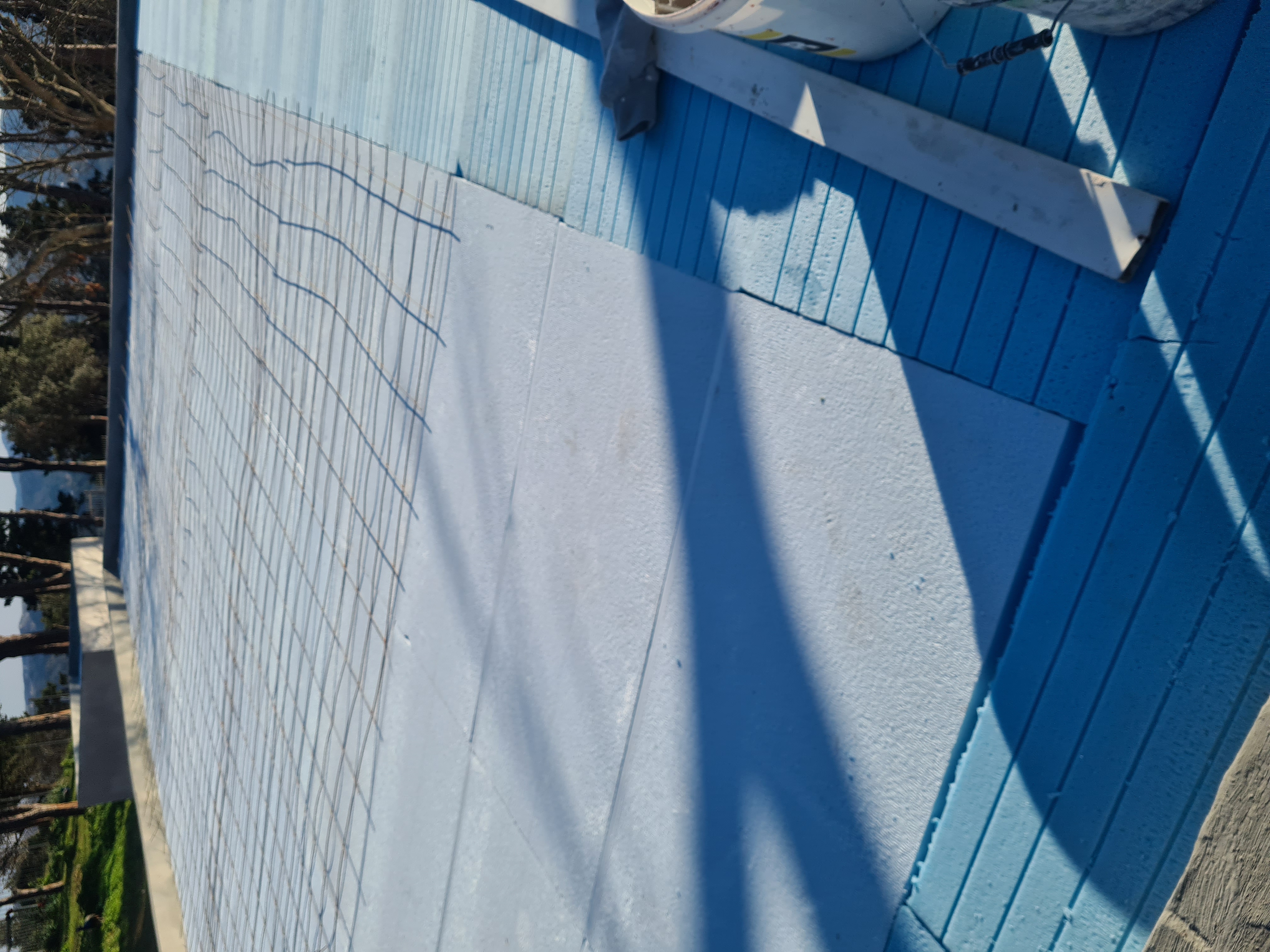 Image 710
